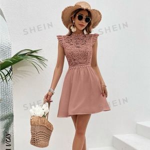 Lace Panel Zip Back Dress 👗